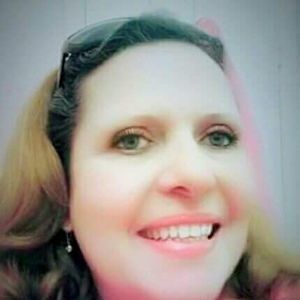 Meet your Posher, Corie